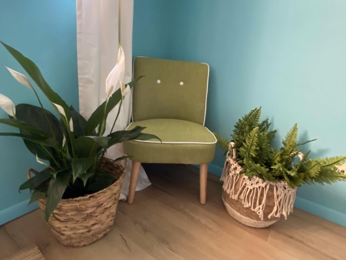Ibiza Vibes Studio - Festive, Beach & Sun Atmosphere - Amazing Location In City Center Apartment Namur Bagian luar foto